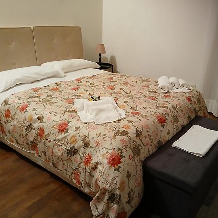 Bed and Breakfast Le 5 Vie Bergamo Exterior foto